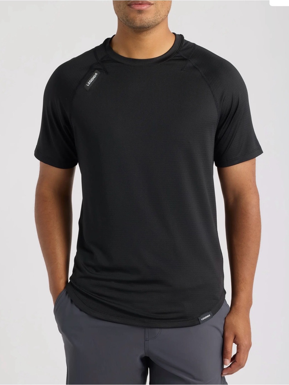 NWOT Legends Enzo Performance T-Shirt Curved Hem Short Sleeve Black Men's Size S